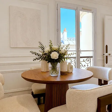 Le Penthouse Bourdonnais L アパート パリ