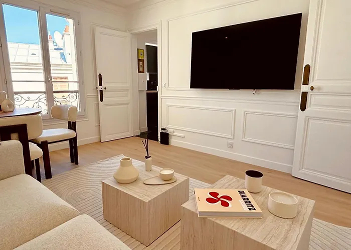 Le Penthouse Bourdonnais L شقة *